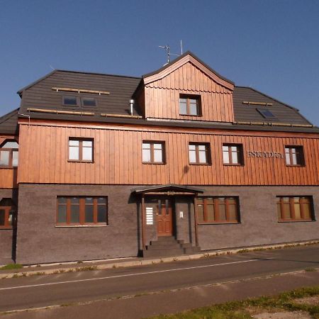 Apartman Eskadra 02 Horní Malá Úpa المظهر الخارجي الصورة